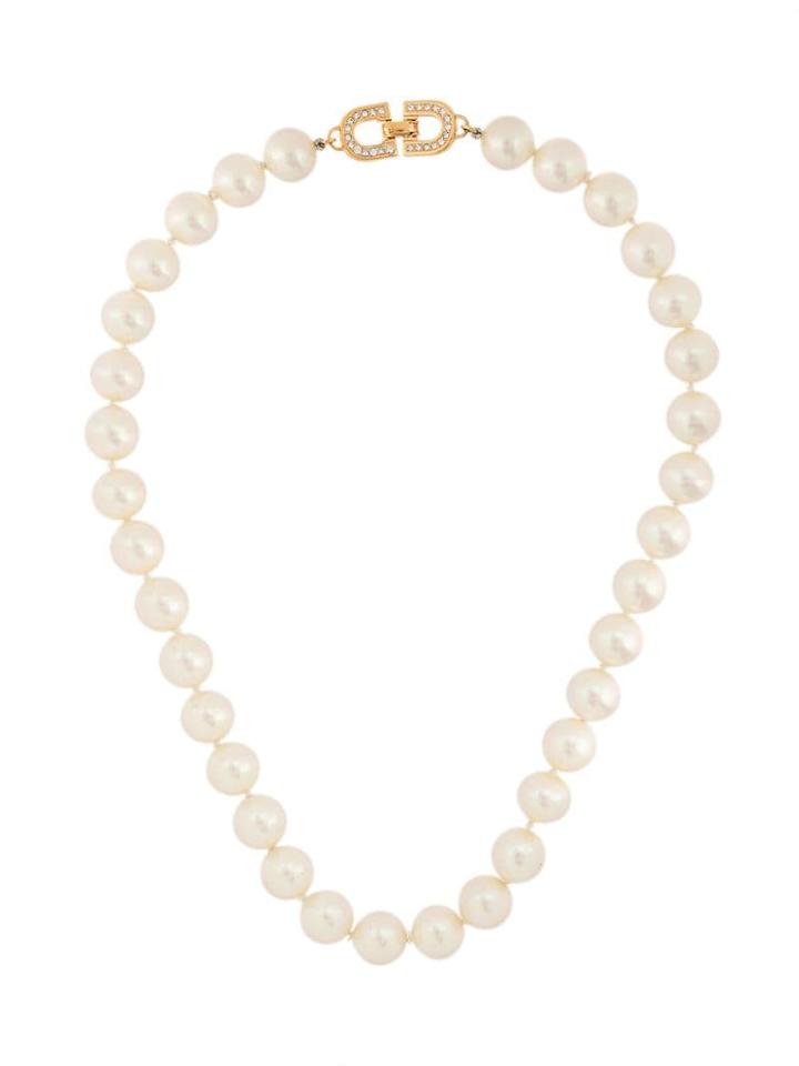 Christian Dior Pre-owned Pearl Necklace - White