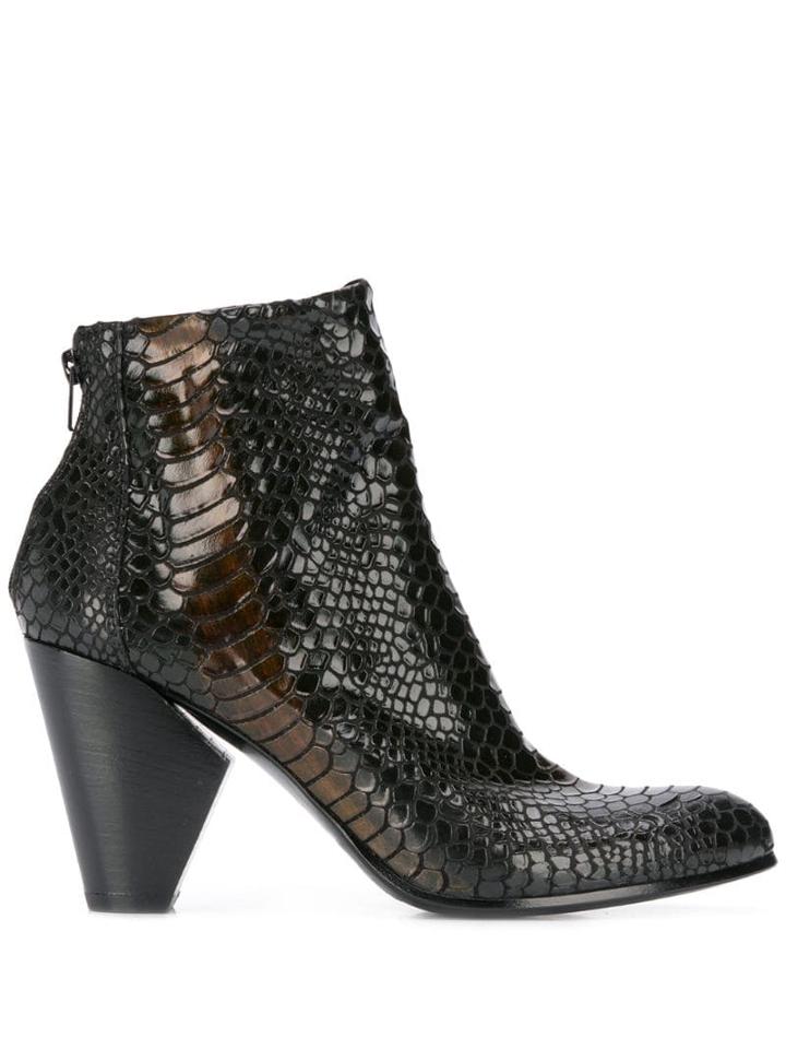 Strategia Keira Ankle Boots - Black