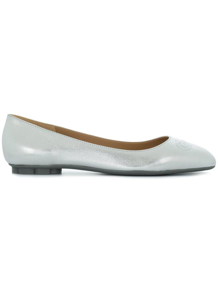 Salvatore Ferragamo Gancio Embossed Ballerina Flats - Metallic