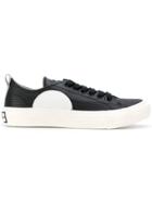 Mcq Alexander Mcqueen Plimsoll Low Top Sneakers - Black