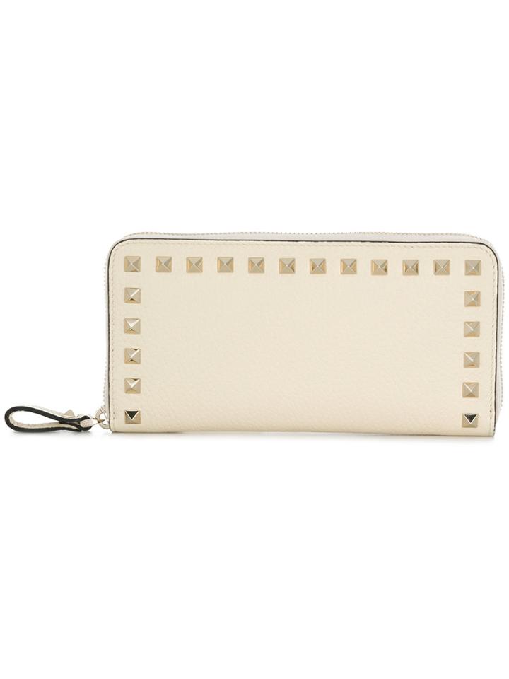 Valentino Rockstud Zipped Wallet - Nude & Neutrals