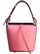 Burberry The Small Leather Bucket Bag - Pink