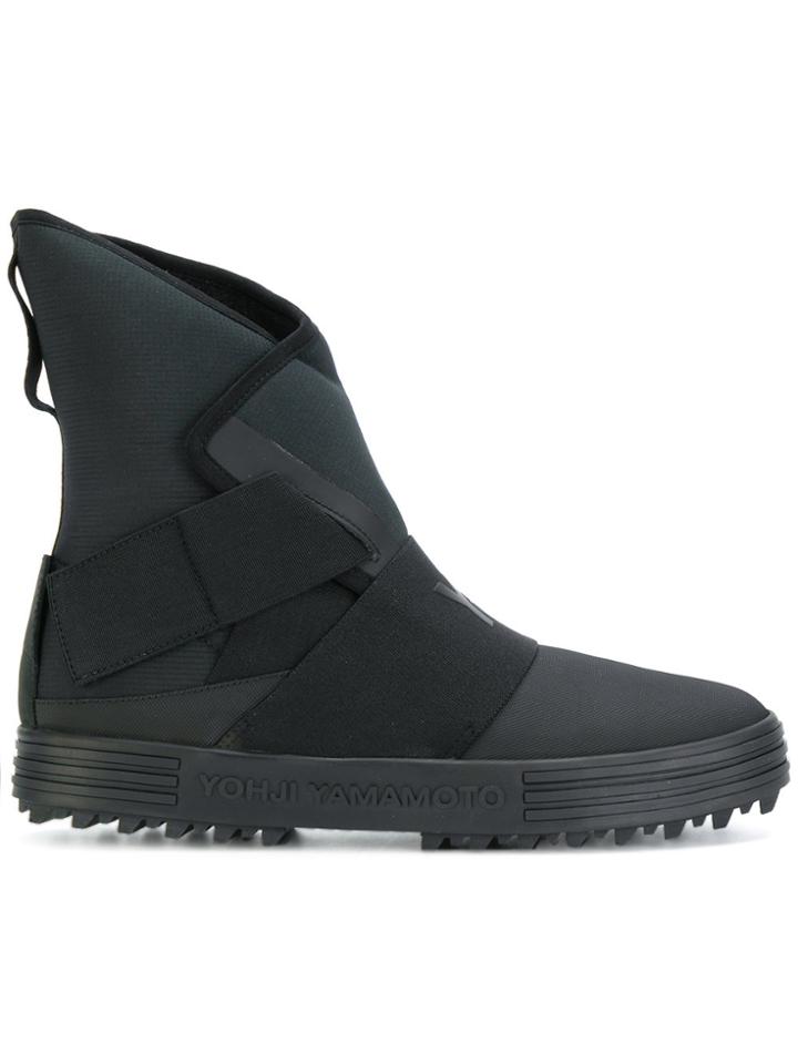 Y-3 Embossed Logo Boots - Black