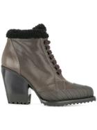 Chloé Lace-up Shearling Boots - Brown