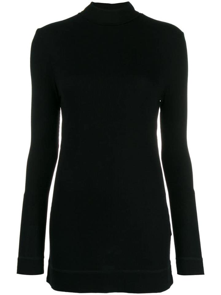 Sly010 - Black
