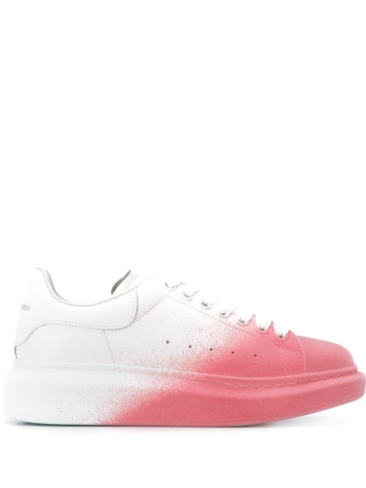 Alexander Mcqueen Gradient Oversized Low-top Sneakers - White