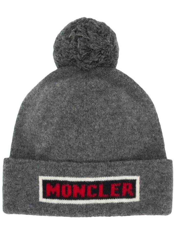 Moncler Pompom Detail Beanie - Grey