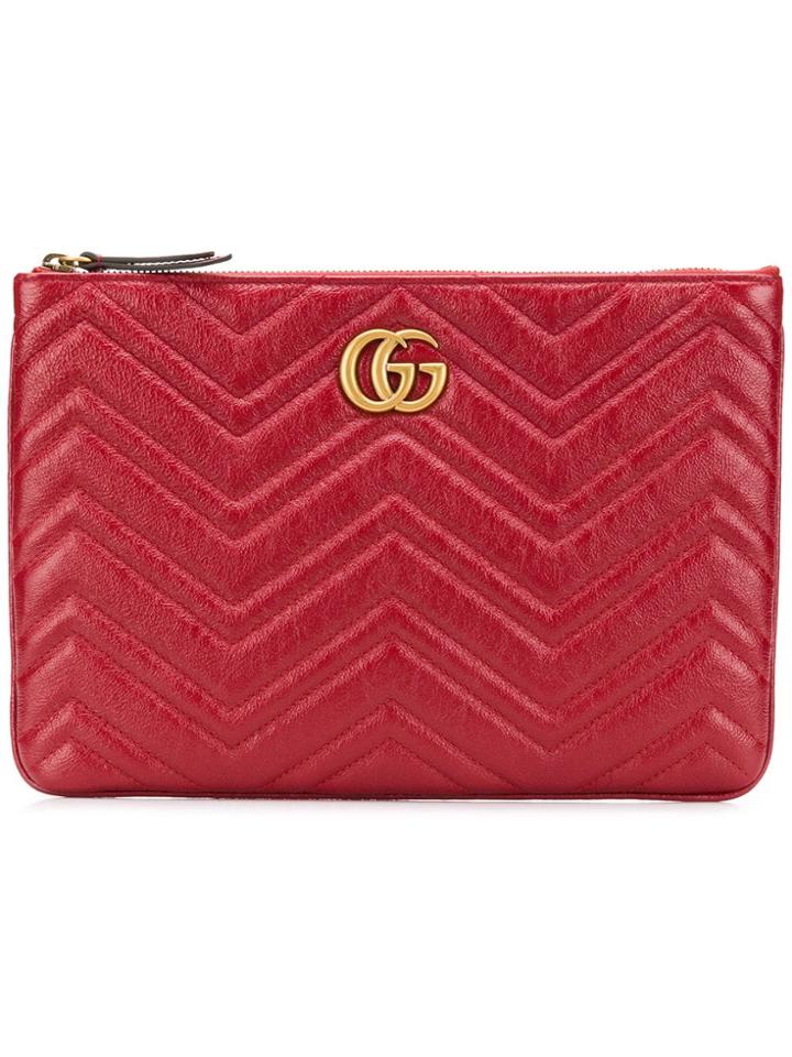 Gucci Chevron Quilted Gg Clutch - Red