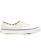 Vans Ua Classic Lace-up Dx Sneakers - Nude & Neutrals