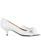 No21 Abstract Bow Kitten Heel Pumps - White