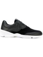Wooyoungmi Contrasting Sole Lace-up Sneakers - Black
