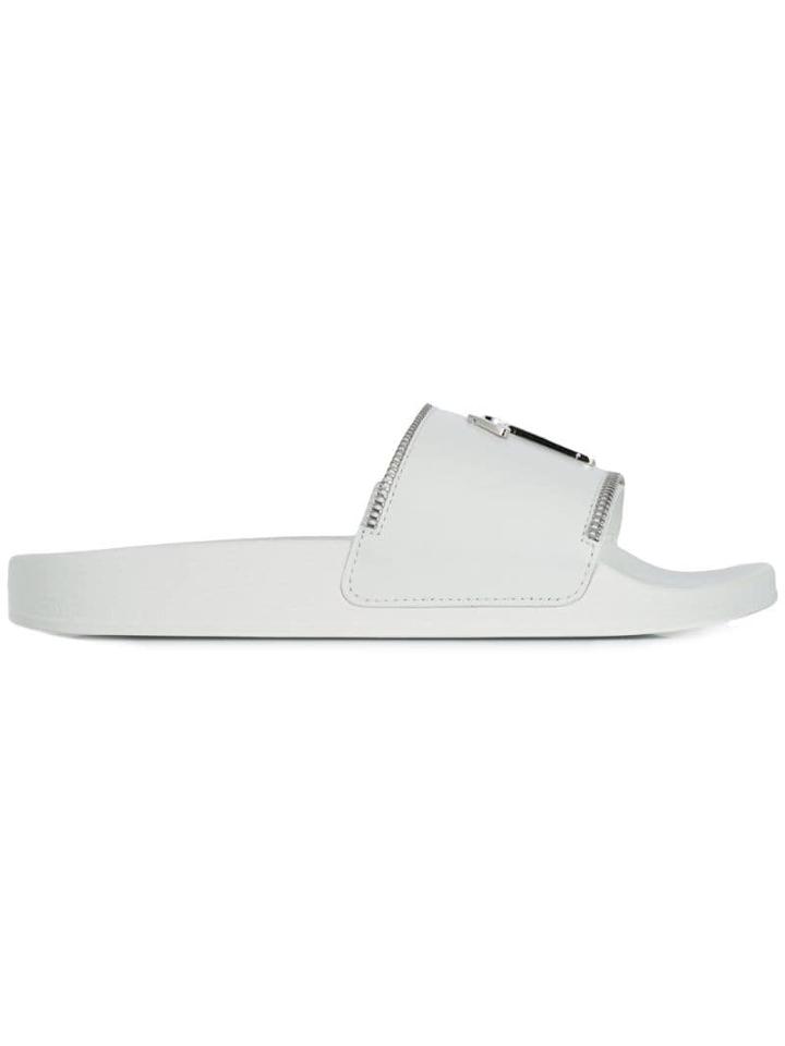 Giuseppe Zanotti Brett Logo Slides - White