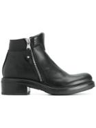 Strategia Zipped Ankle Boots - Black