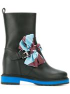 Fendi Leather Boots With Bow Detail - Black