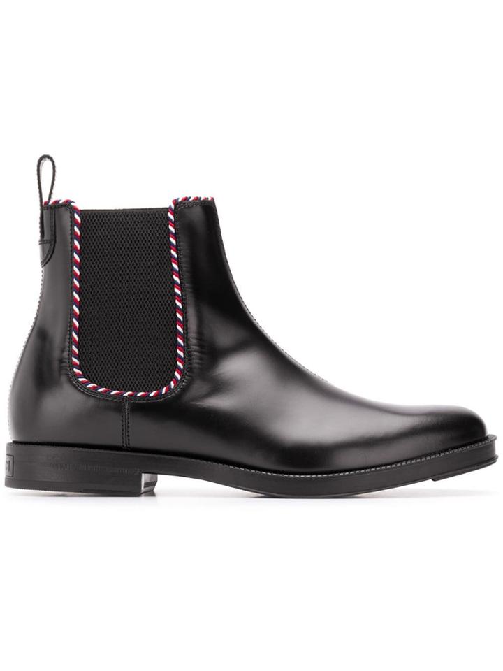 Gucci Beyond Chelsea Boots - Black