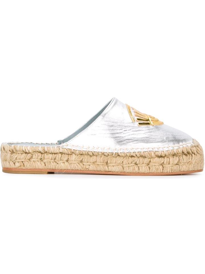 Chiara Ferragni 'flirting' Mules