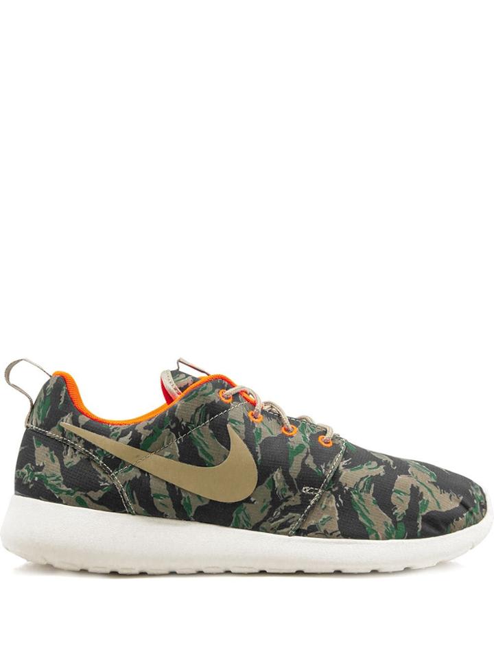 Nike Rosherun Print Sneakers - Green