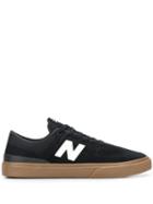 New Balance Contrast Logo Sneakers - Black