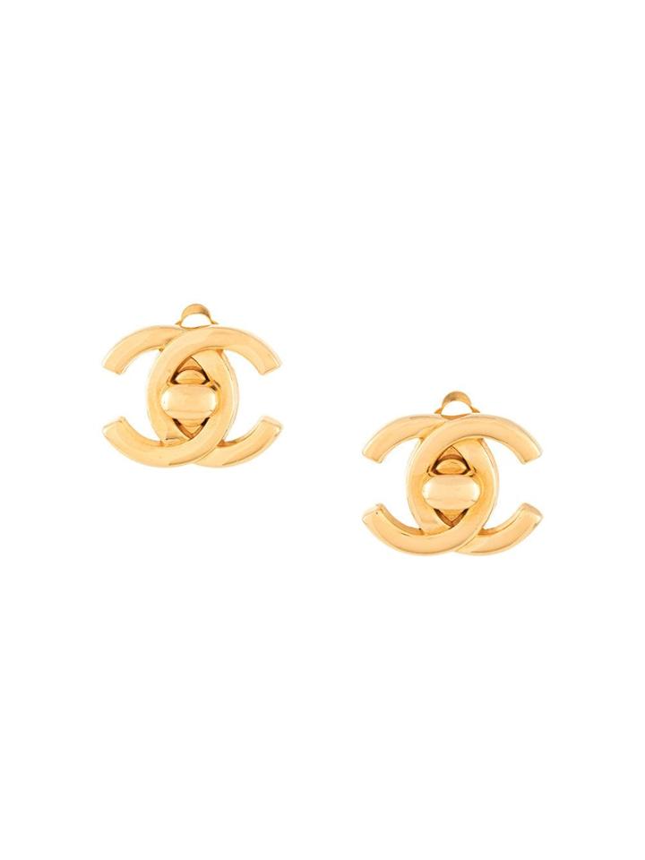 Chanel Vintage Cc Turnlock Earrings - Gold