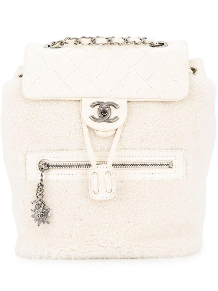Chanel Pre-owned Shearling Quilted Backpack - White