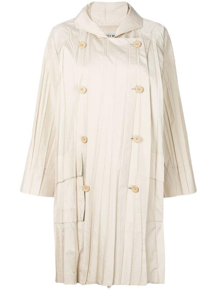 Issey Miyake Pre-owned Pleated Double Breasted Raincoat - Neutrals