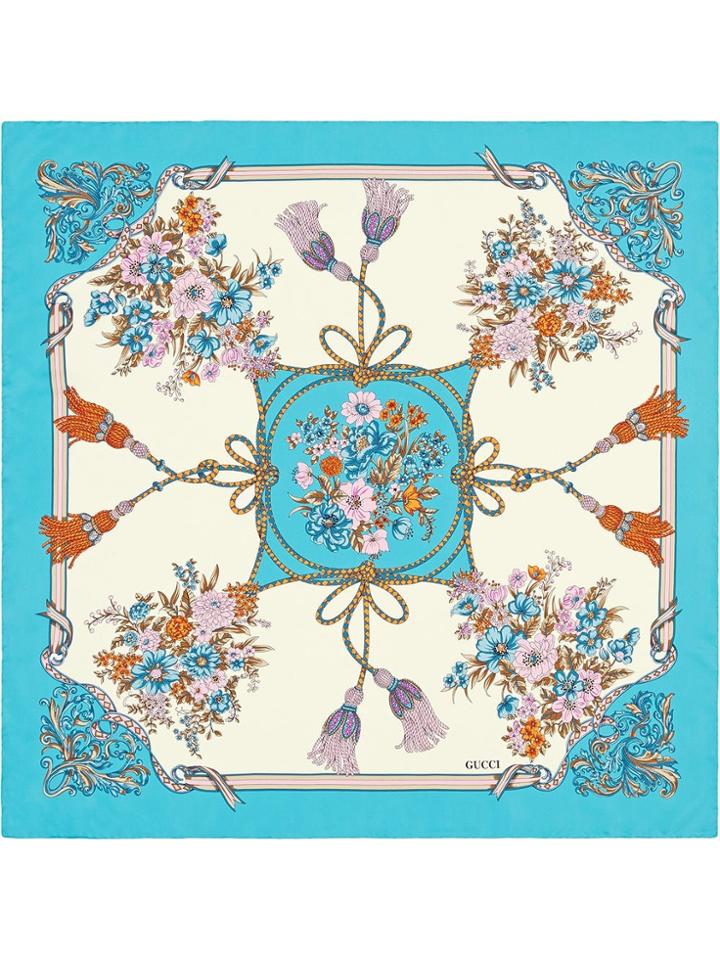 Gucci Silk Carré With Flowers And Tassels Print - Neutrals