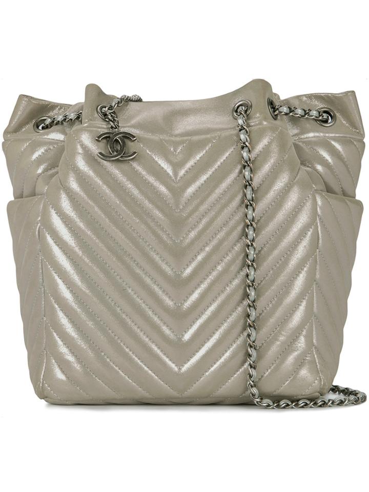 Chanel Vintage V Stitched Shoulder Bag - Metallic