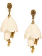Oscar De La Renta Plastic Tulip Earring - Metallic