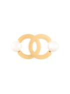 Chanel Pre-owned 2002 Faux Pearl Cc Brooch - Gold