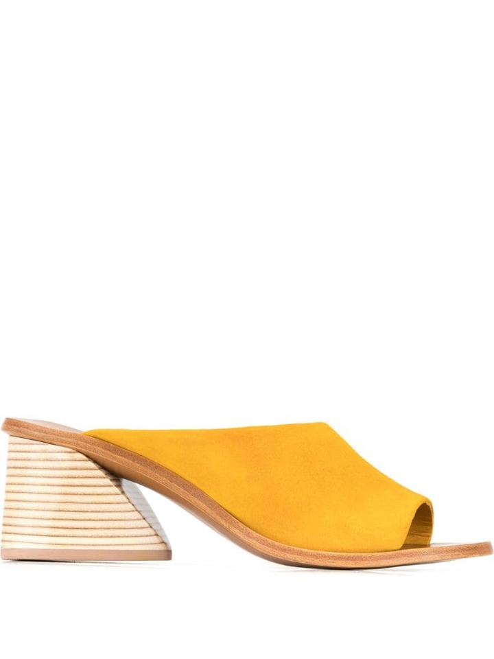 Mercedes Castillo - Yellow