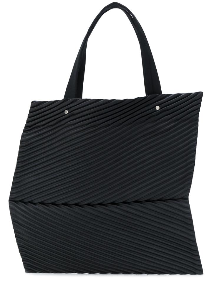 Homme Plissé Issey Miyake Pleated Shoulder Bag - Black