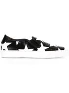Givenchy Star Embossed Slip-on Sneakers - Black