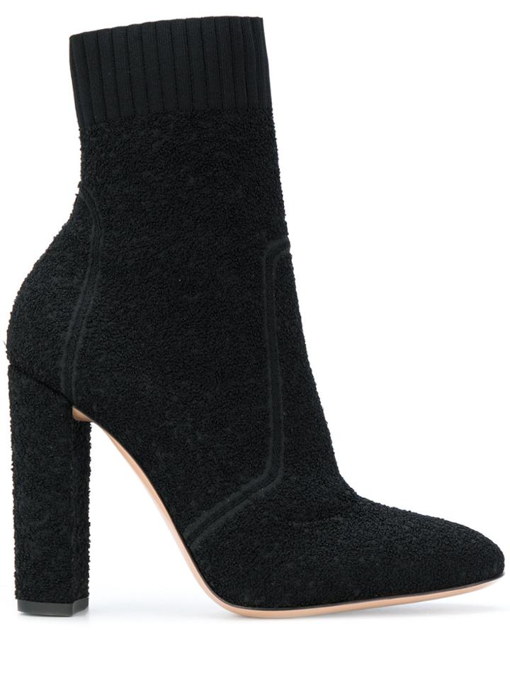 Gianvito Rossi Isa Bouclé Knit Boots - Black