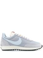 Nike Low Top Lace-up Sneakers - Grey
