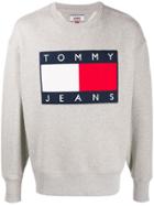 Tommy Jeans Tj Flag Relaxed-fit Sweatshirt - Grey
