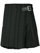 Mcq Alexander Mcqueen Front Buckle Skirt - Black