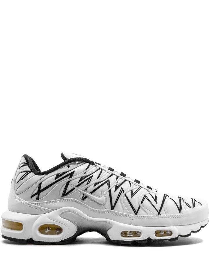 Nike Air Max Plus Low Top Sneakers - White