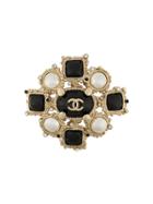Chanel Vintage Pearl Embellished Brooch - Metallic