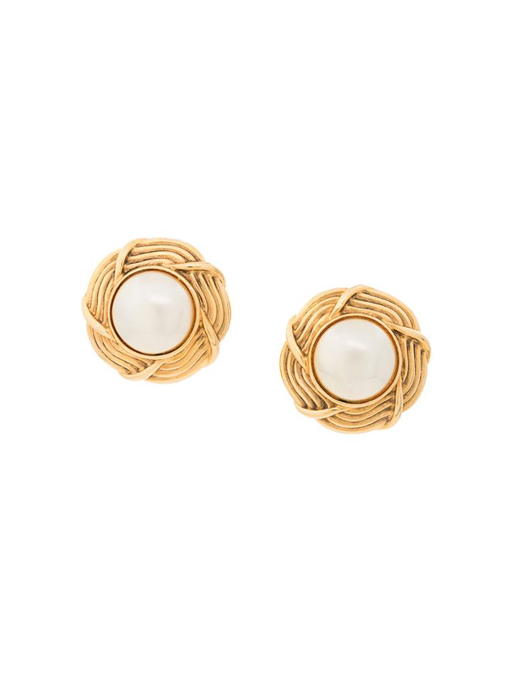 Chanel Vintage Embossed Edges Round Earrings - Metallic