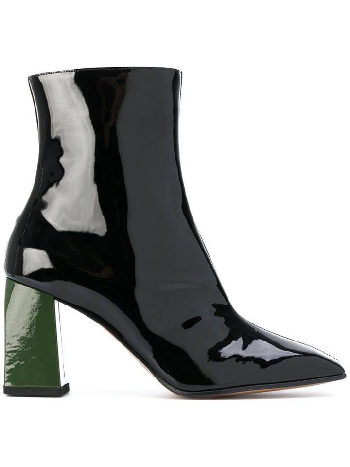 Ssheena Pointed Toe Boots - Black