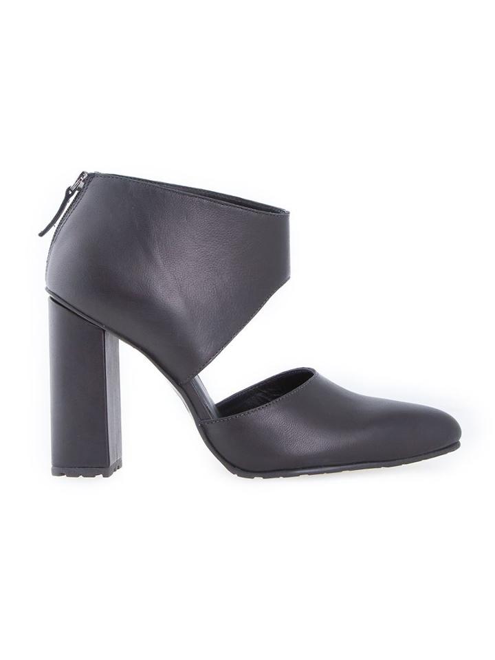 Studio Chofakian Chunky Heel Pumps