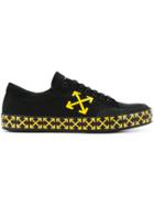 Off-white 70's Sneakers - Black