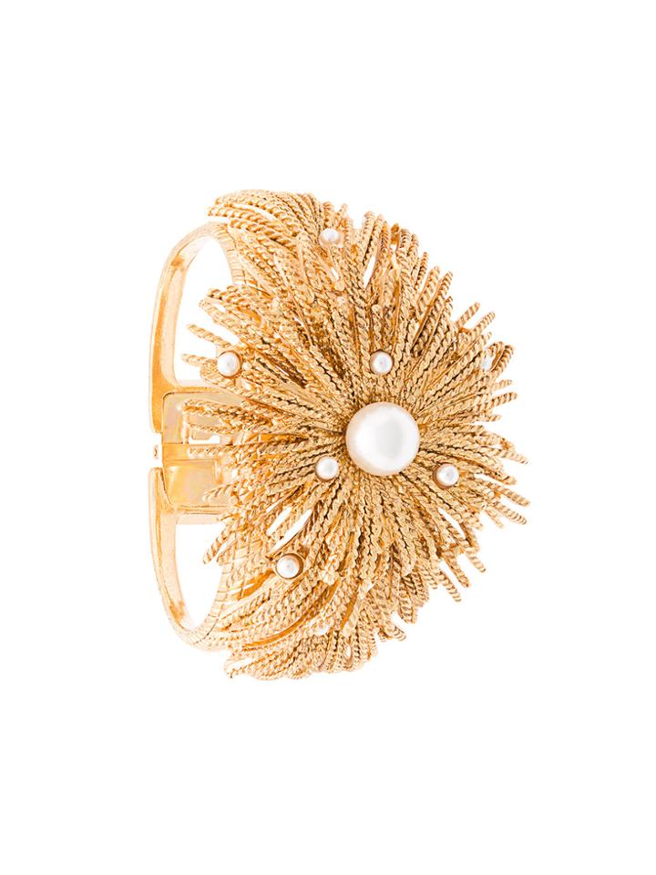 Oscar De La Renta Pearl Bust Cuff - Metallic