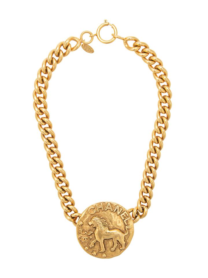 Chanel Vintage Lion Medallion Choker - Metallic