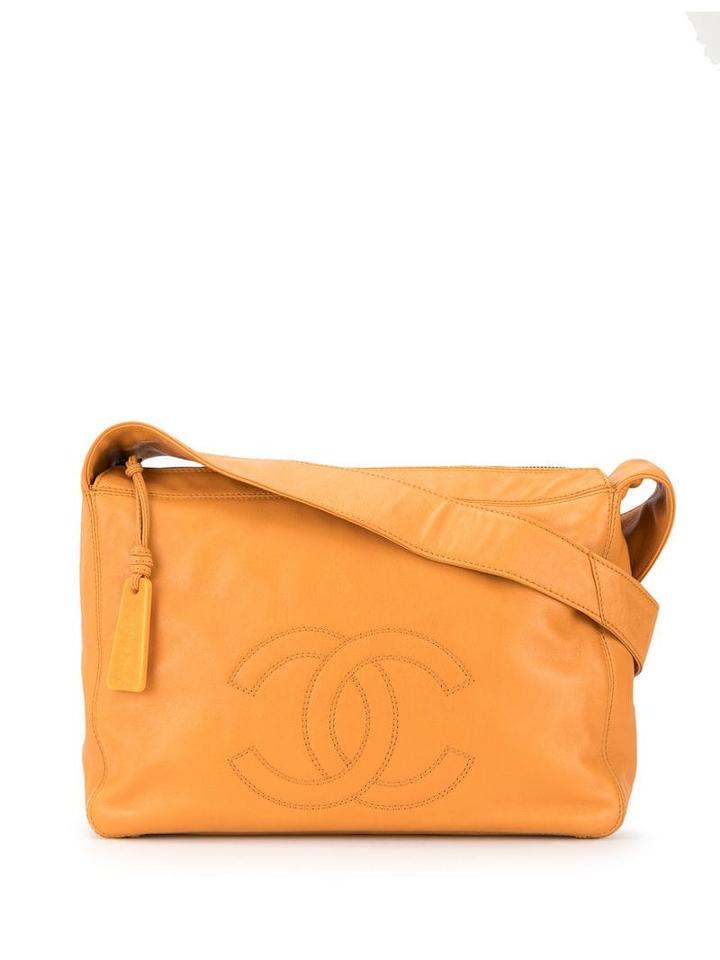 Chanel Pre-owned Cc Logo Shoulder Bag - Orange