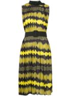 Wynn Hamlyn - Yellow