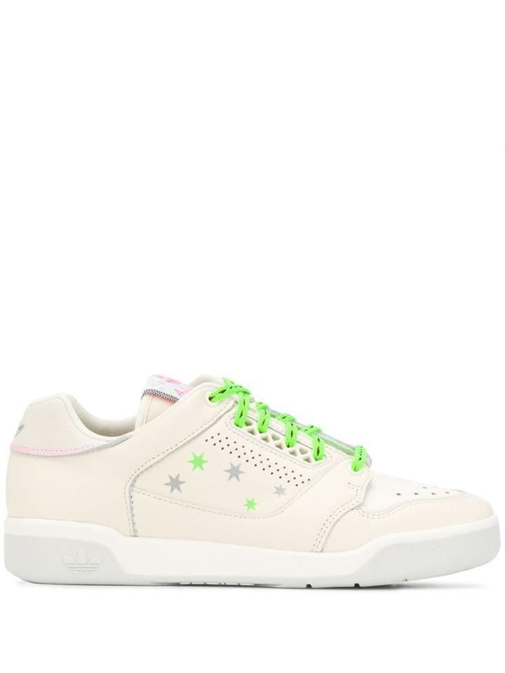 Adidas Decorative Star Sneakers - White