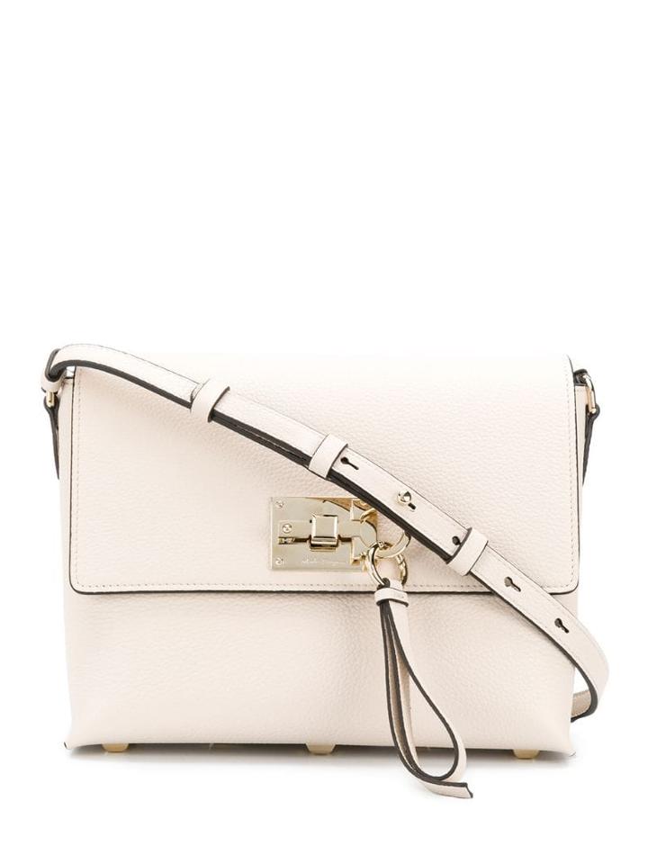 Salvatore Ferragamo Logo Plaque Cross-body Bag - Black