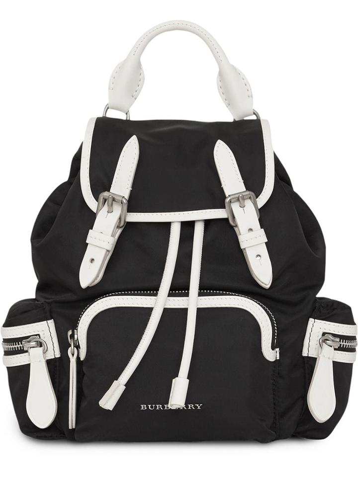 Burberry The Small Crossbody Rucksack In Nylon - Black