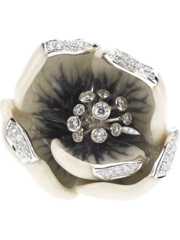 Madame Gold Tulip Flower Ring